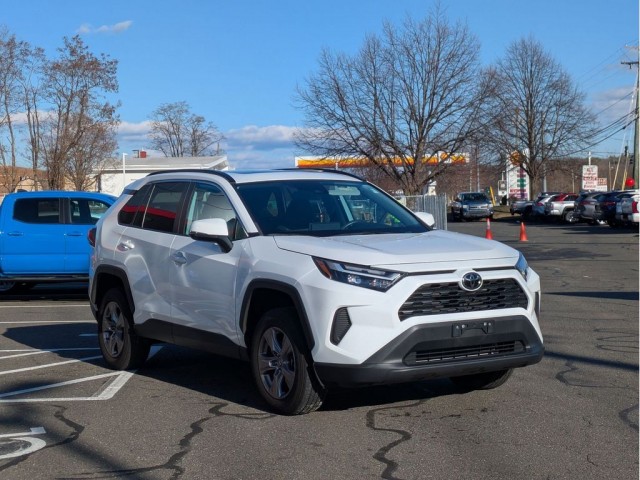 Toyota RAV4 XLE Sport Utility in Manchester #LT8983 | Lynch Toyota