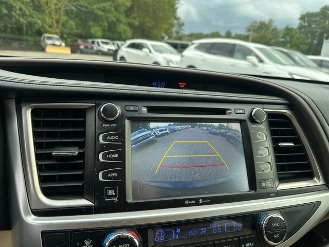 2015 Toyota Highlander Limited photo 18