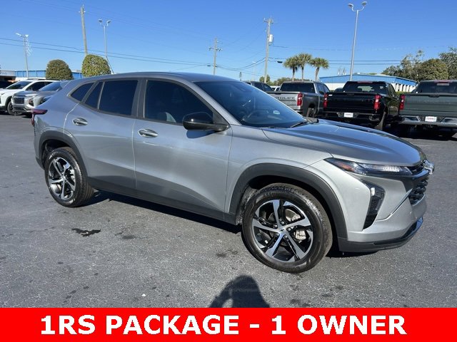 2024 Chevrolet Trax RS's photo