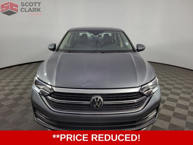 2024 Volkswagen Jetta 1.5T photo 2
