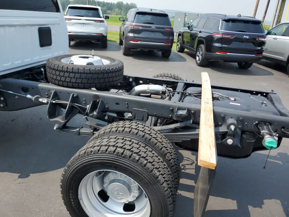 2025 Ram 5500 Tradesman photo 10