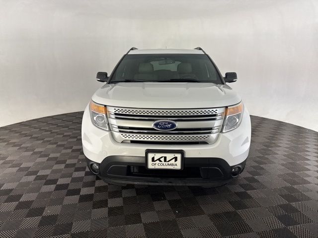 2015 Ford Explorer XLT photo 2