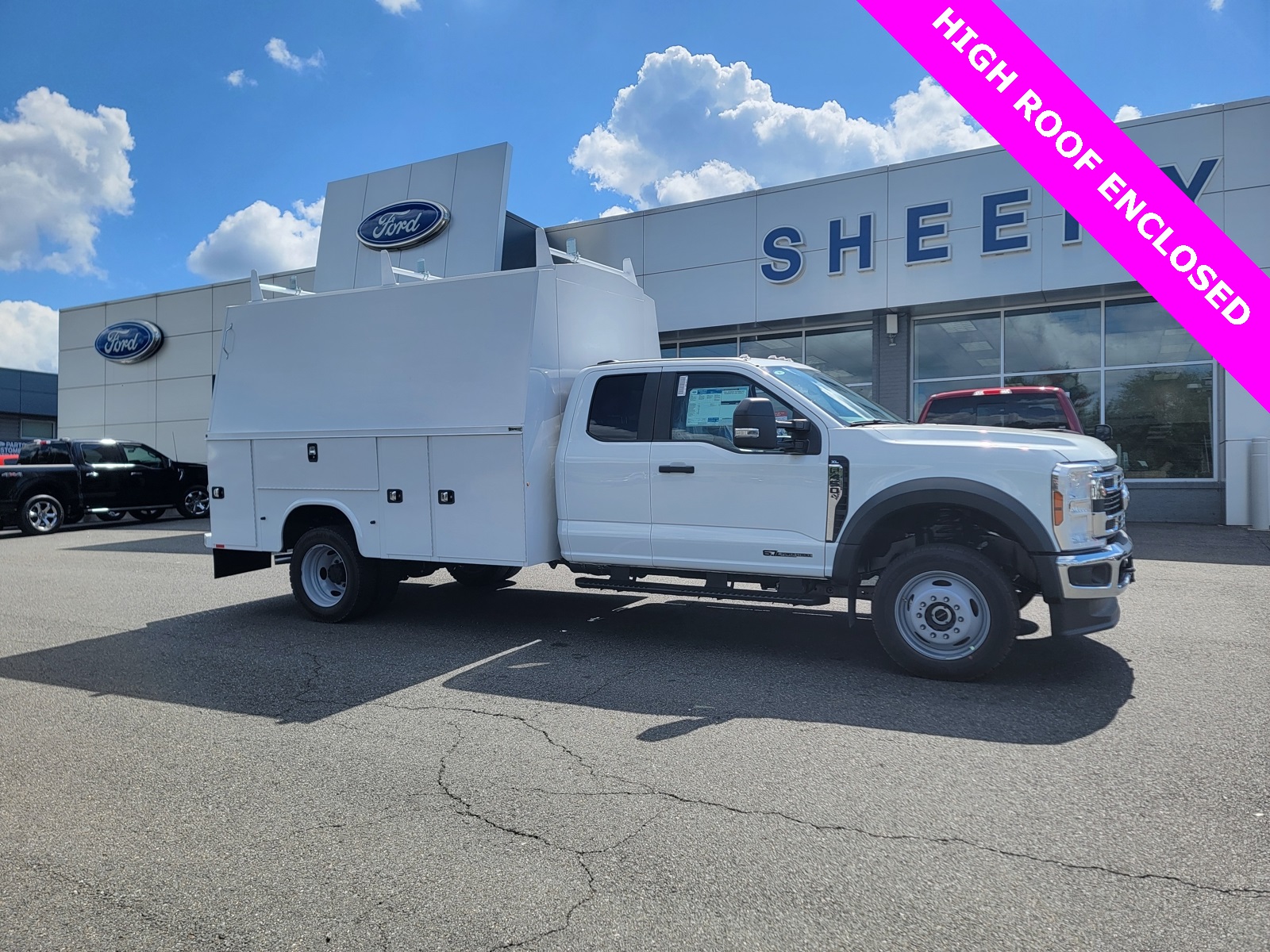 2025 Ford F-450 Super Duty Chassis Cab XL's photo