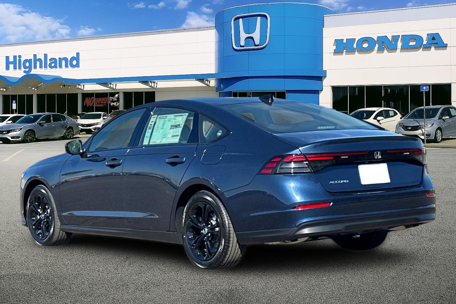 2025 Honda Accord SE photo 3