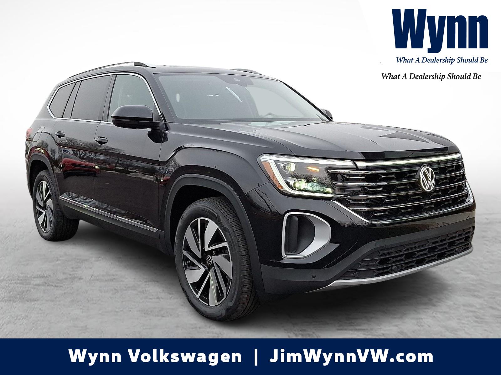 2026 Volkswagen Atlas SEL's photo