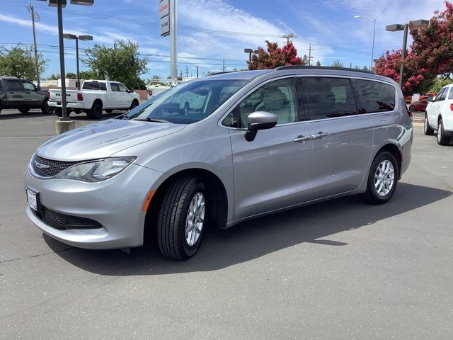 2021 Chrysler Voyager LXi photo 5