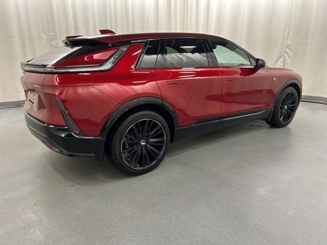 2025 Cadillac Lyriq Sport photo 4