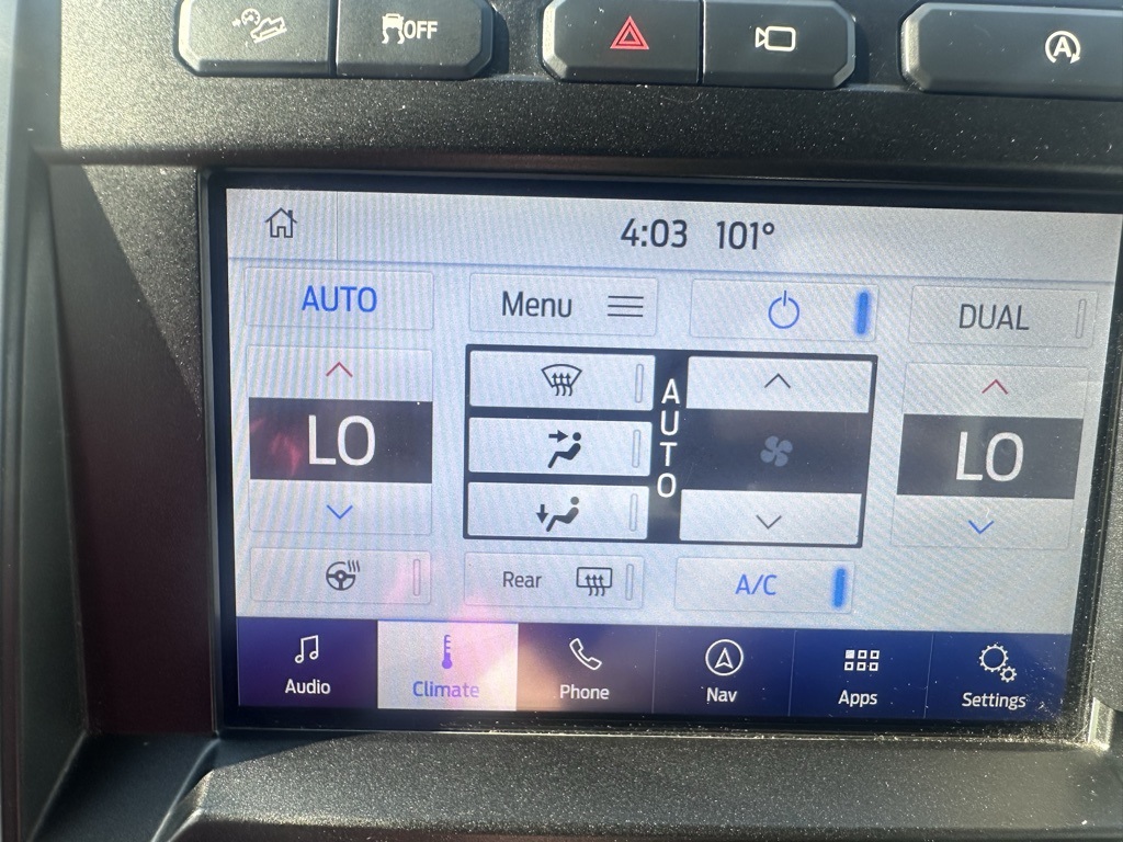 2020 Ford F-150 Lariat photo 14