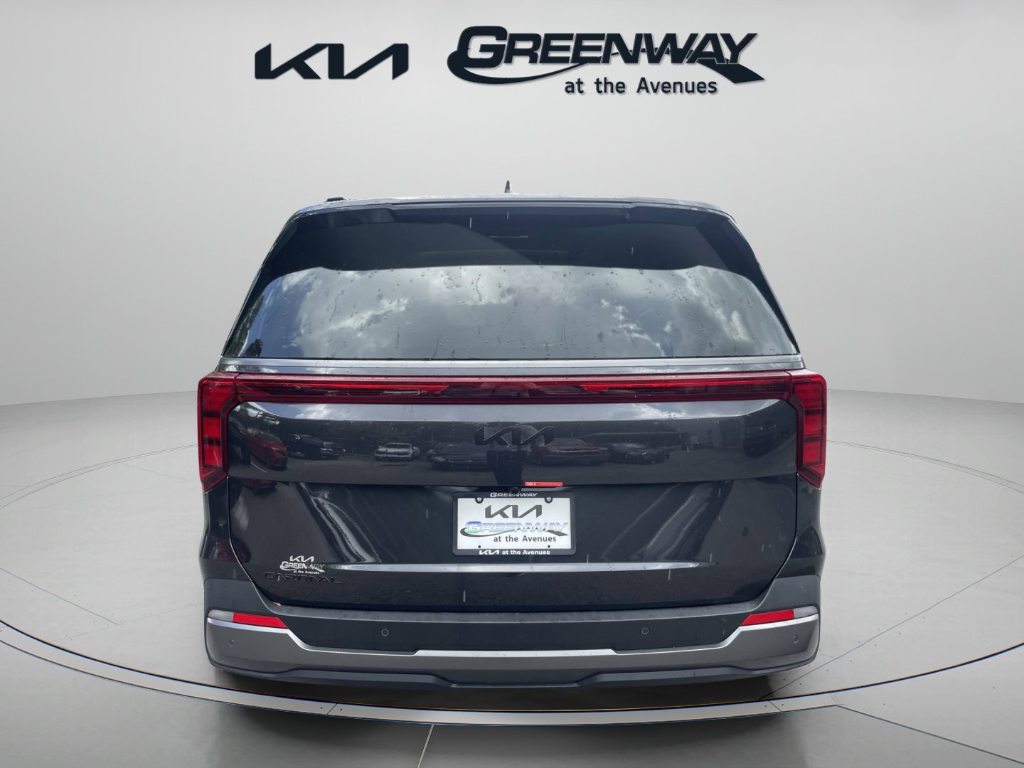 2026 Kia Carnival SX photo 3