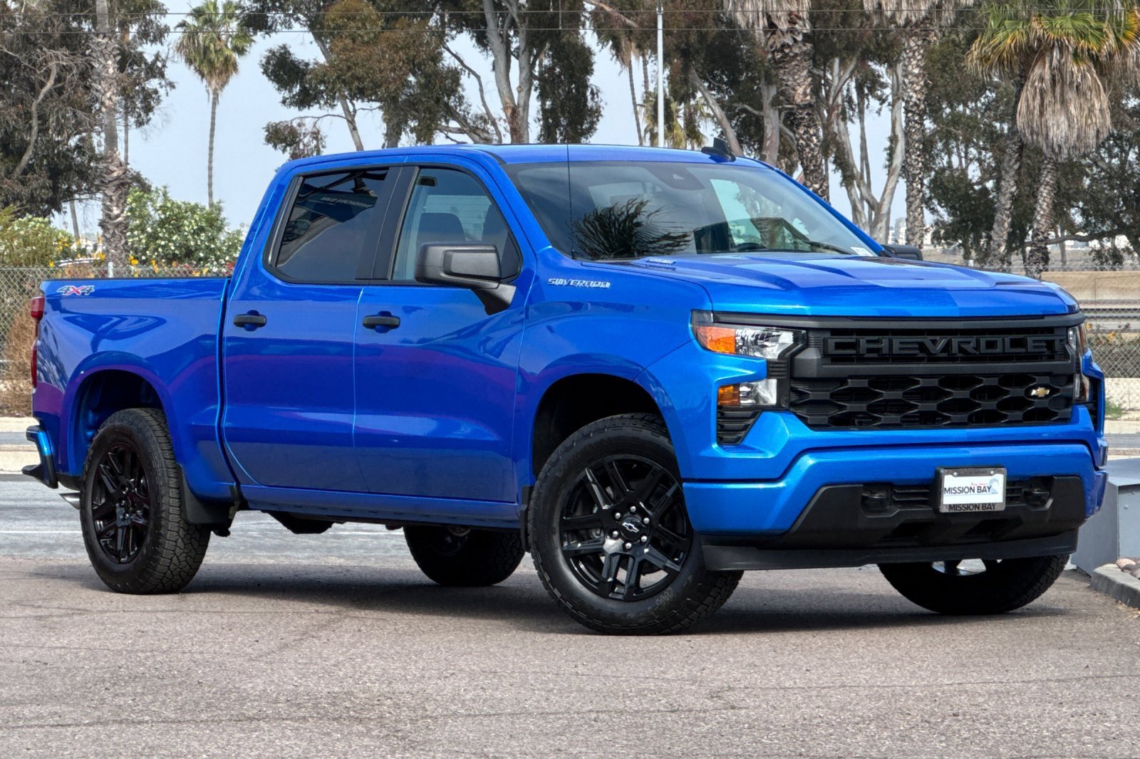 2025 Chevrolet Silverado Custom photo 2