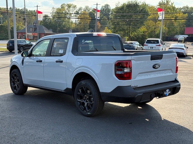 2025 Ford Maverick XLT photo 4
