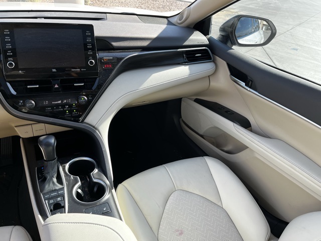 2021 Toyota Camry XLE photo 7