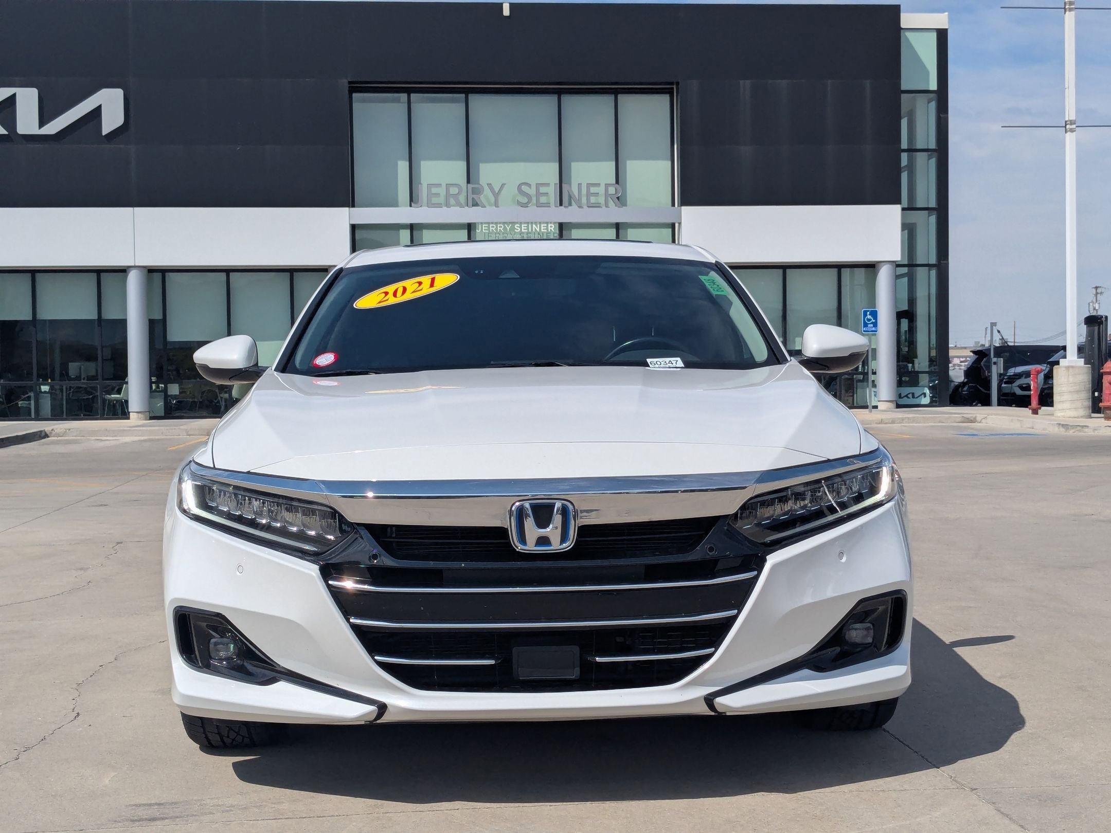 2021 Honda Accord Hybrid Touring photo 9