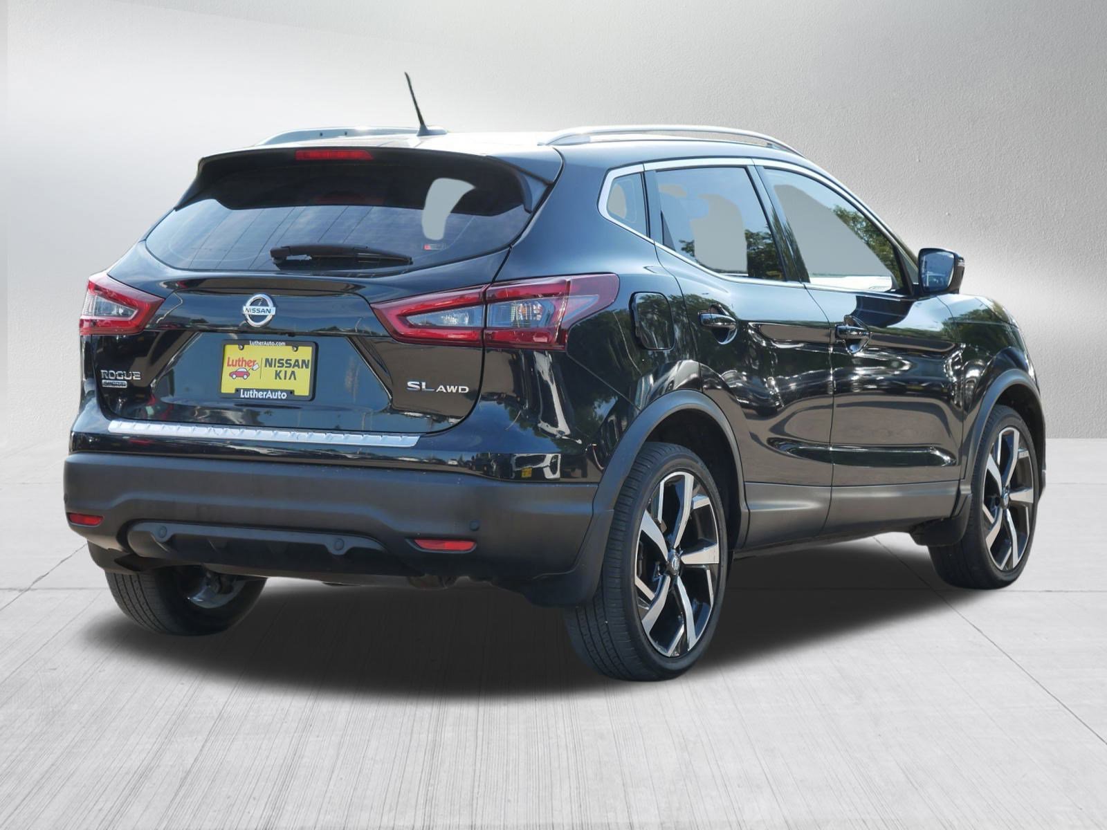 2022 Nissan Rogue Sport SL photo 7