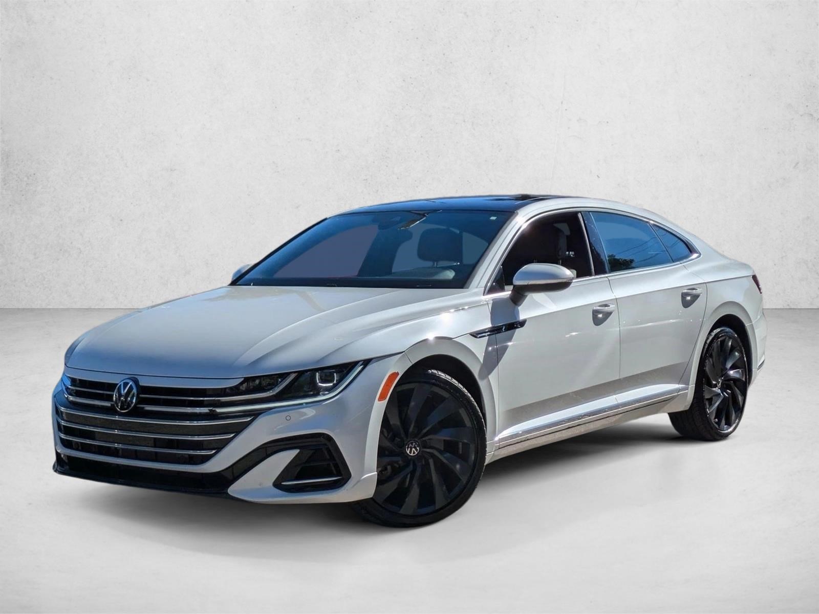 2023 Volkswagen Arteon SEL R-Line's photo