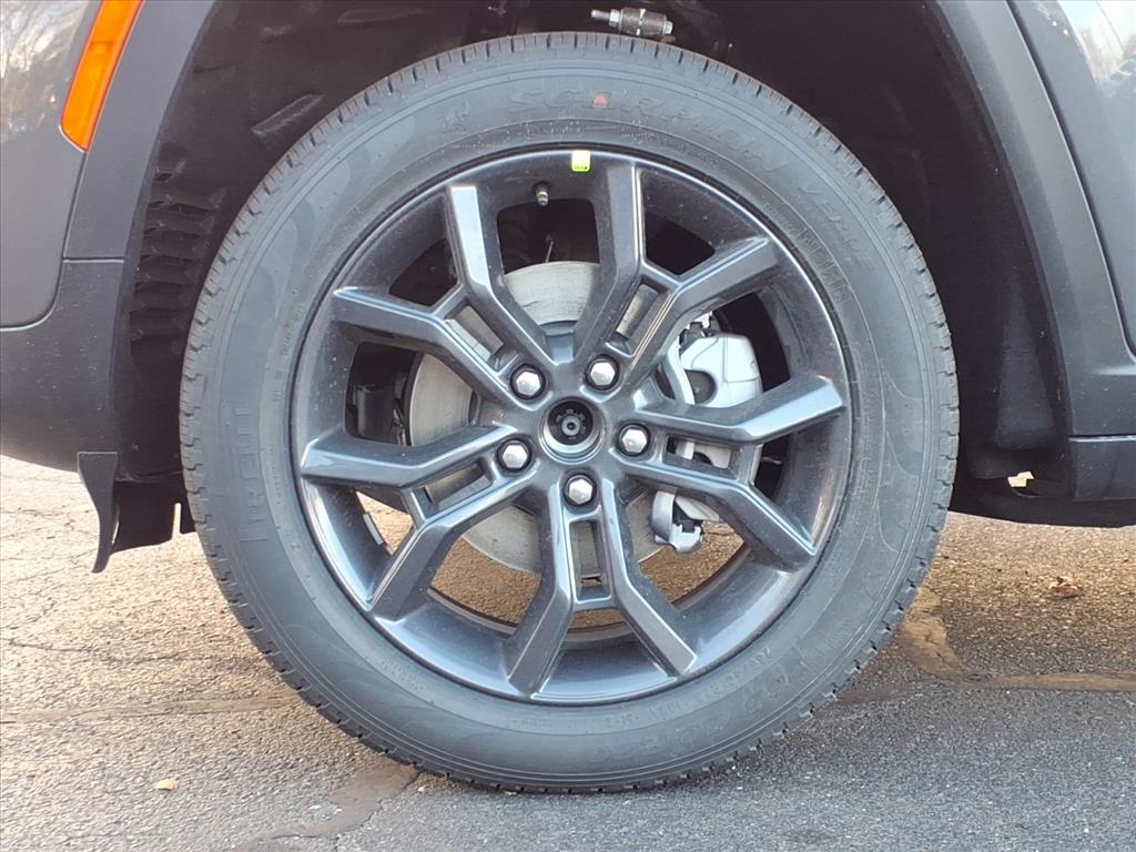 New 2025 Jeep Grand Cherokee Limited Sport Utility For Sale Near New