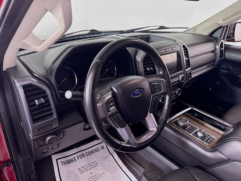 2021 Ford Expedition Platinum photo 3