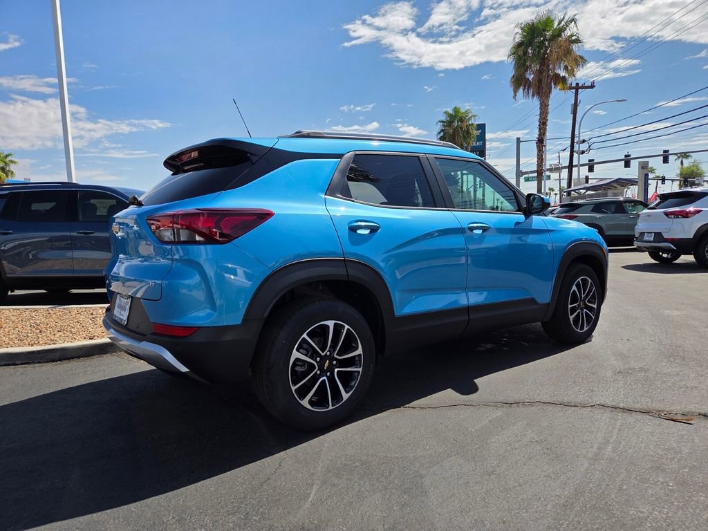 2026 Chevrolet Trailblazer LT photo 3
