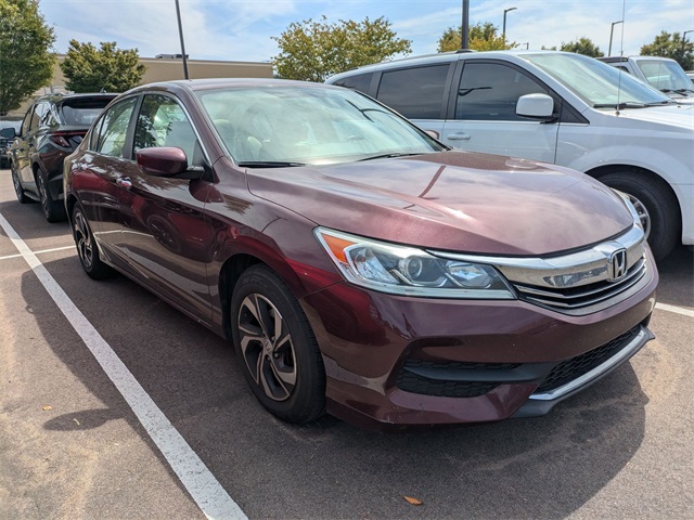 2017 Honda Accord LX photo 4