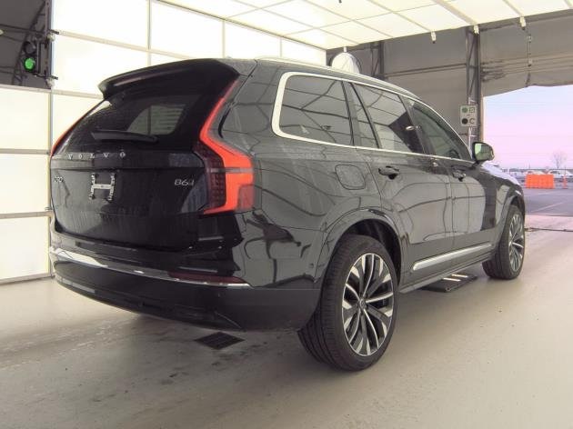 2025 Volvo XC90 Plus photo 2