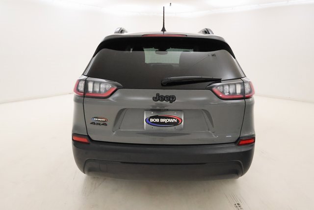 2023 Jeep Cherokee Altitude Lux photo 3
