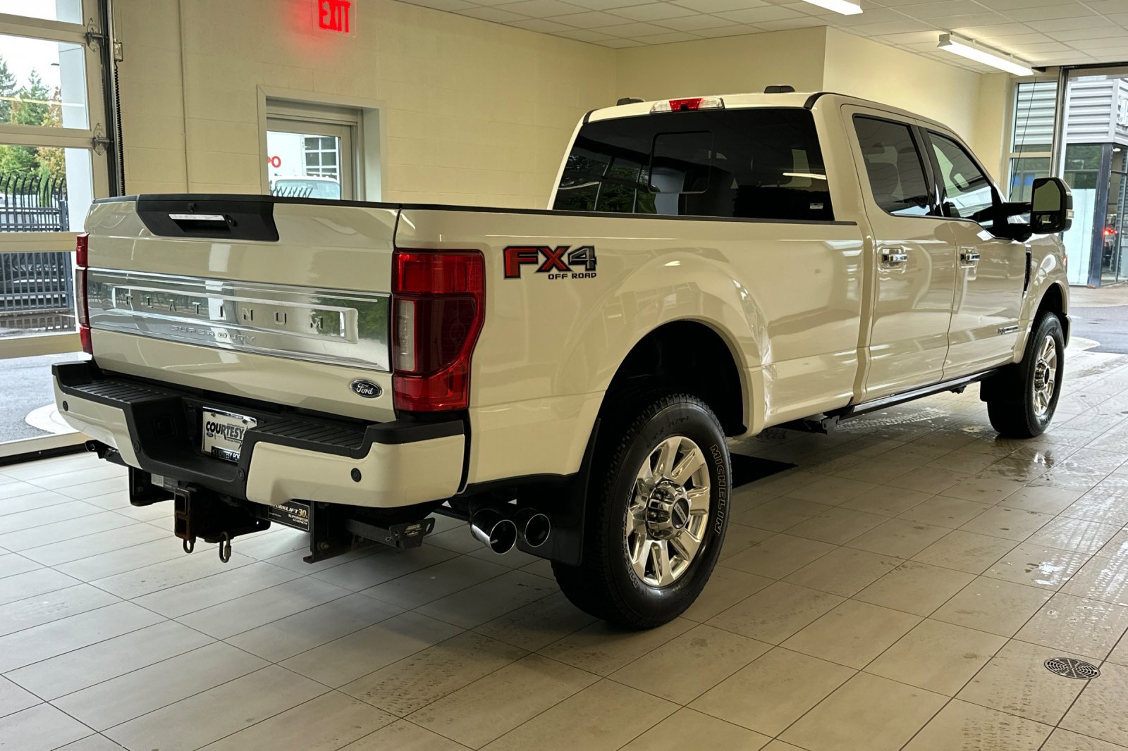 2020 Ford F-350 Platinum photo 3