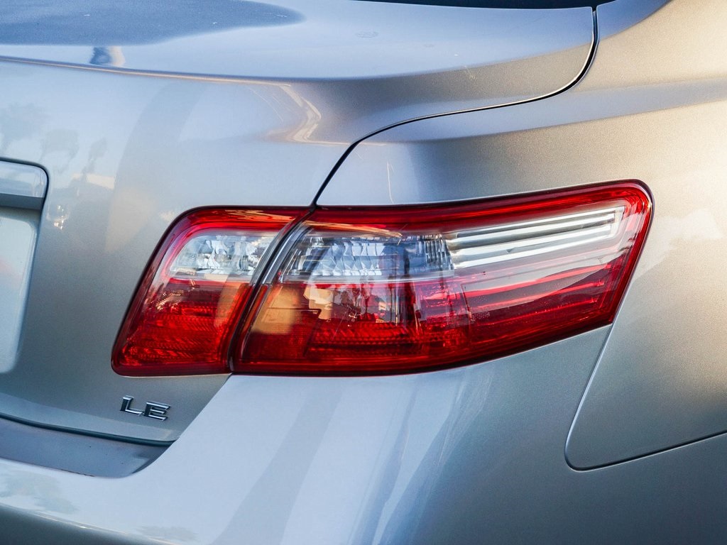 2007 Toyota Camry LE photo 8