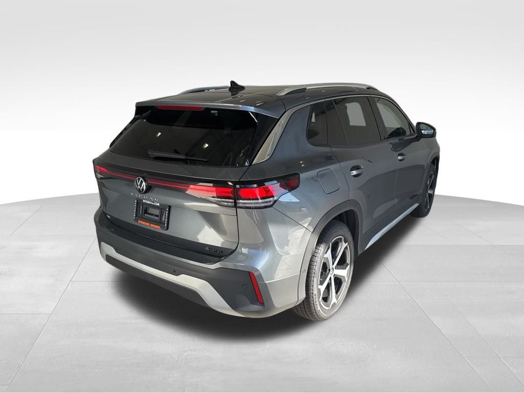 2025 Volkswagen Tiguan SE photo 5