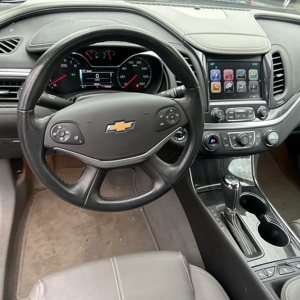 2019 Chevrolet Impala 1LT photo 4