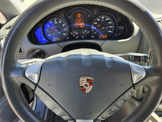 2010 Porsche Cayenne Base photo 22