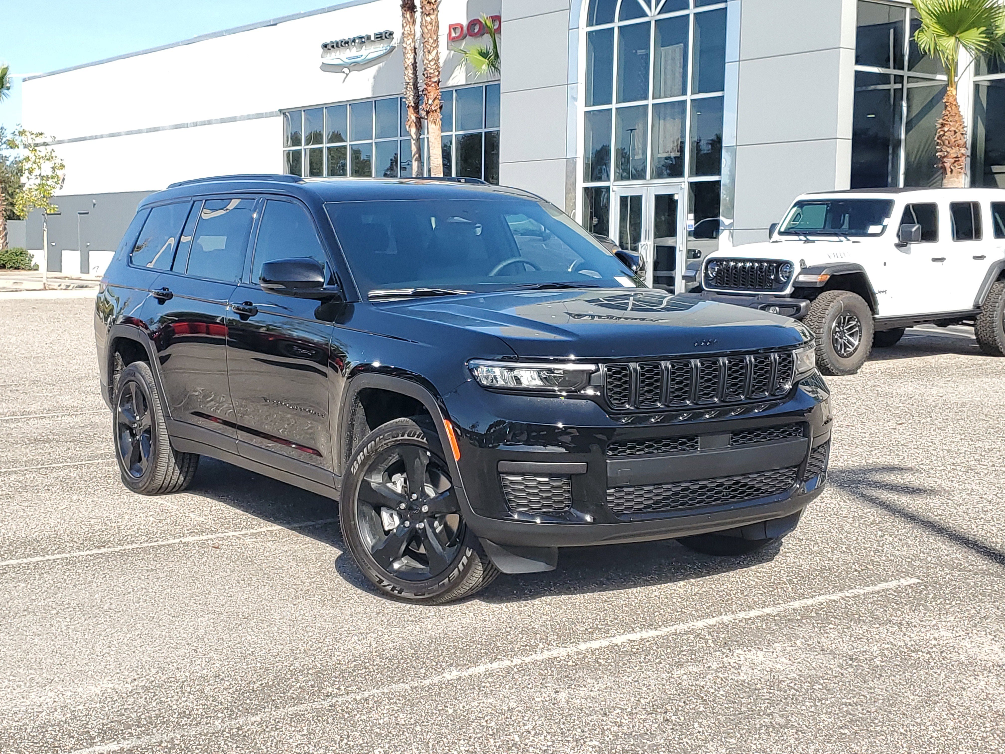 2025 Jeep Grand Cherokee L Altitude's photo