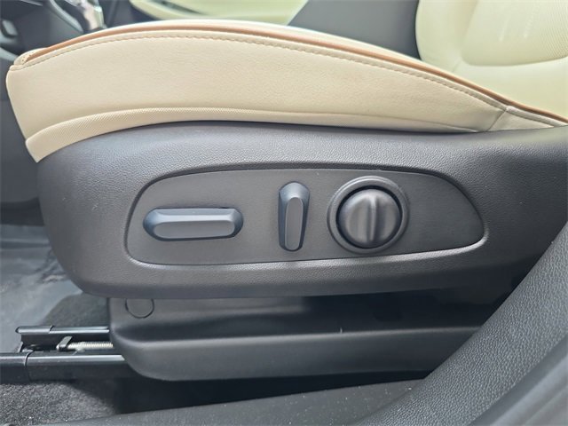 2025 Buick Encore GX Avenir photo 15