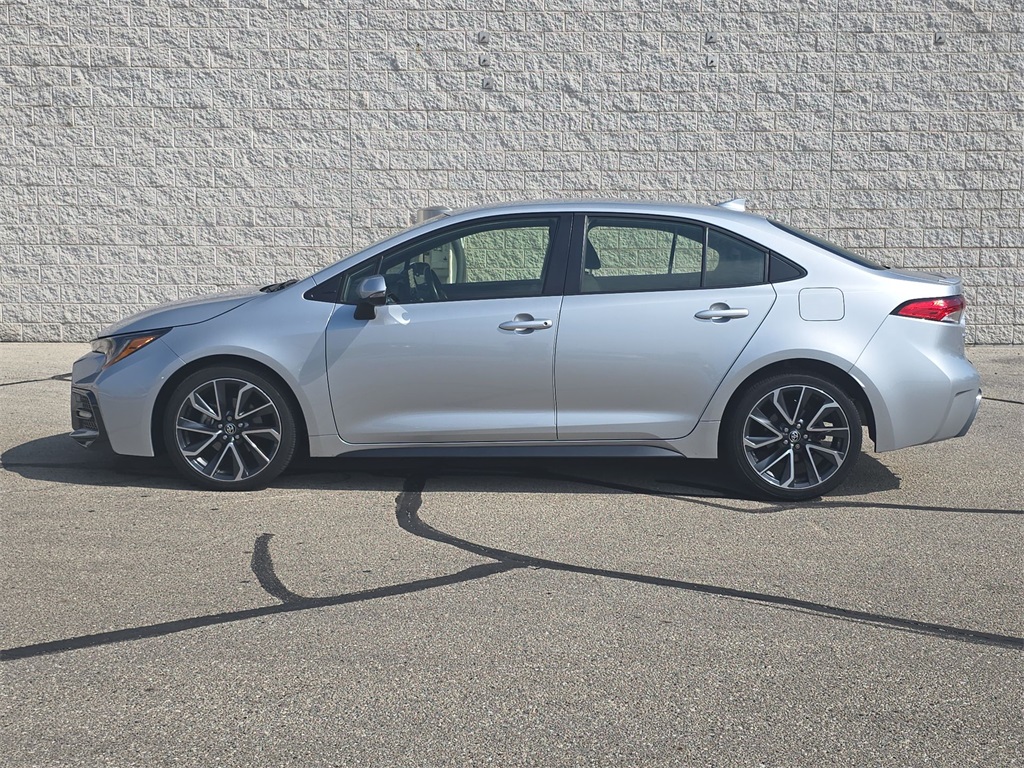 2022 Toyota Corolla SE photo 10