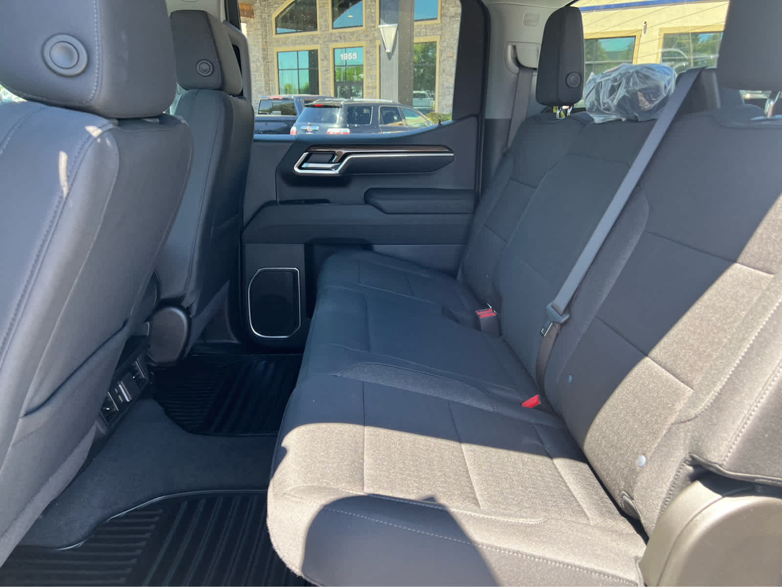 2025 Chevrolet Silverado 1500 RST photo 30