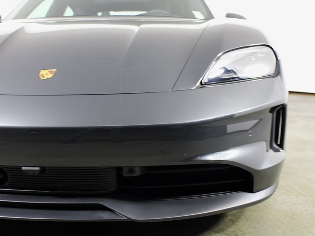 2025 Porsche Taycan S photo 12