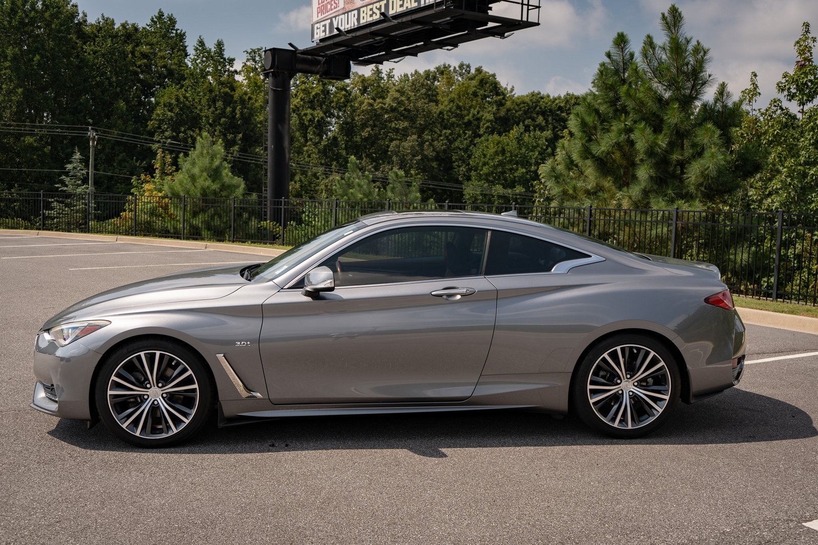 2018 Infiniti Q60 3.0t Luxe photo 5