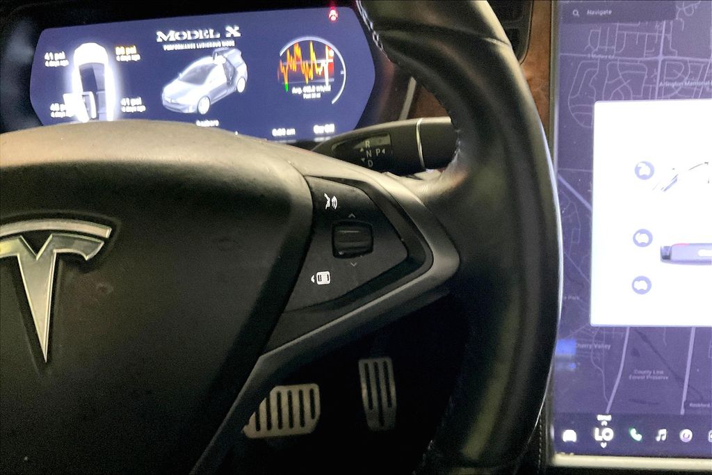 2019 Tesla Model X Performance photo 16