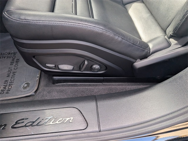 2022 Porsche Panamera 4 Platinum photo 16