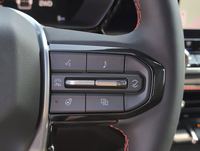 2025 Chevrolet Colorado Z71 photo 20