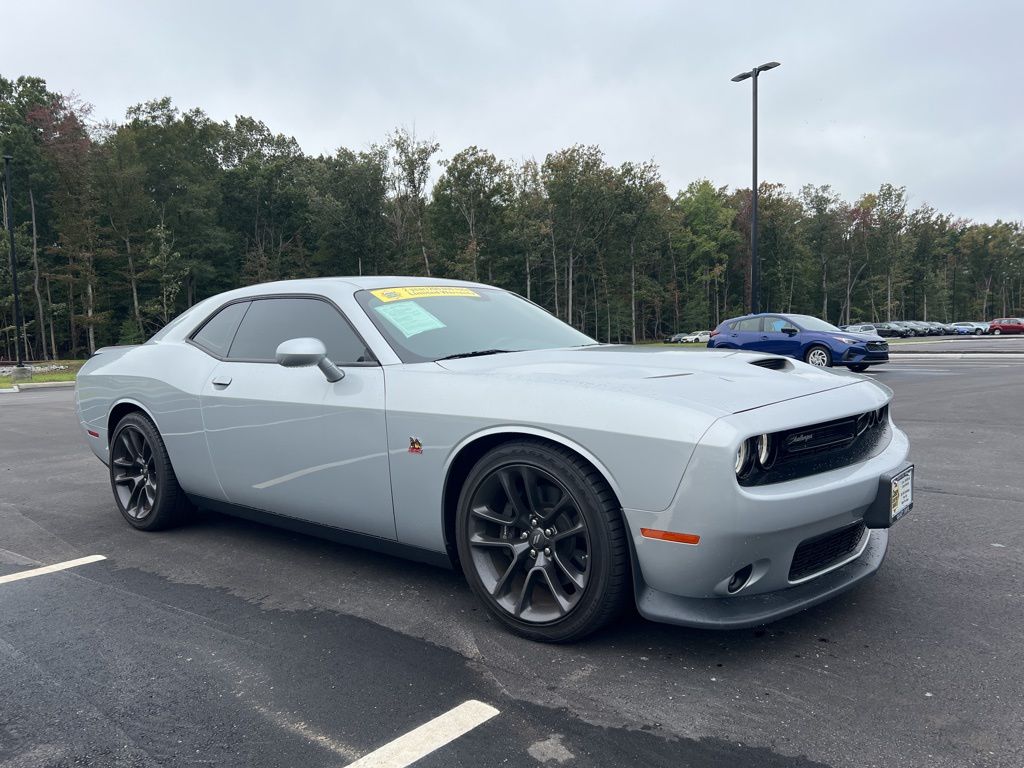 2023 Dodge Challenger R/T's photo