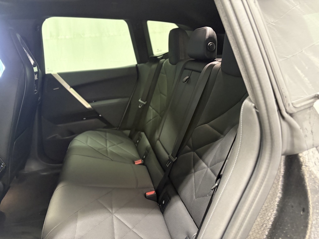 2025 Bmw iX photo 16