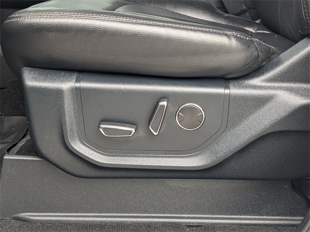 2021 Ford Expedition MAX Limited photo 19