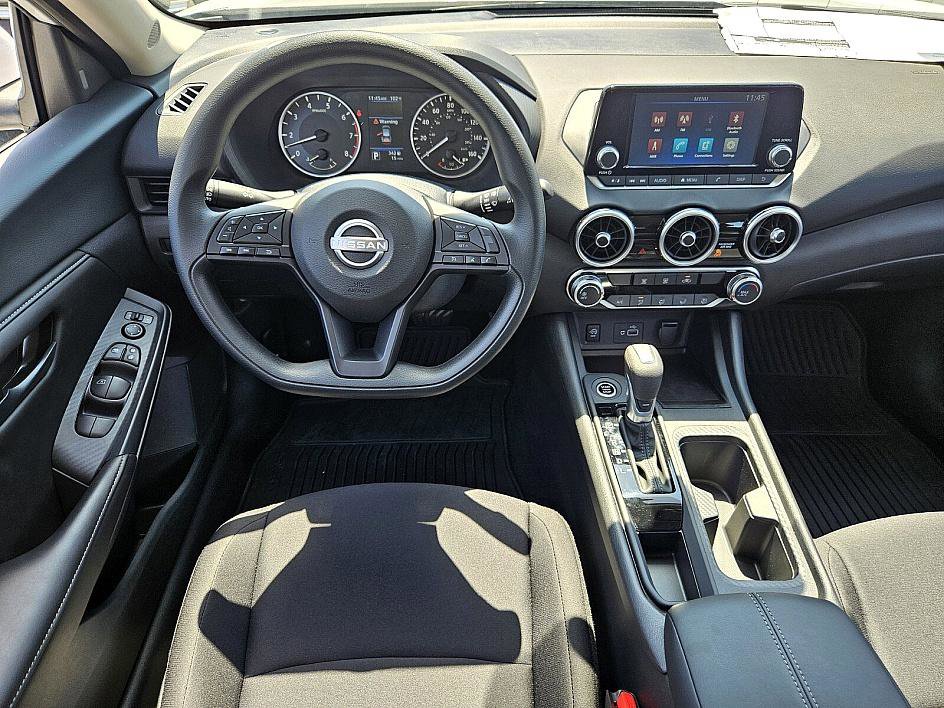 2025 Nissan Sentra S photo 9