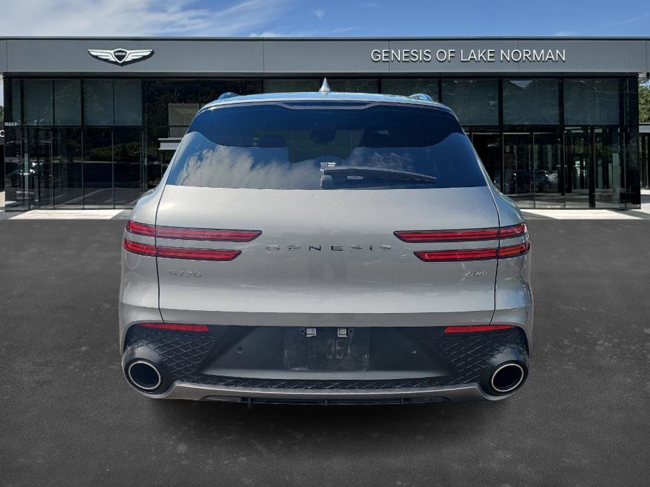 2023 Genesis GV70 2.5T Sport photo 8