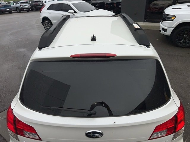 2013 Subaru Outback 2.5i Limited photo 2