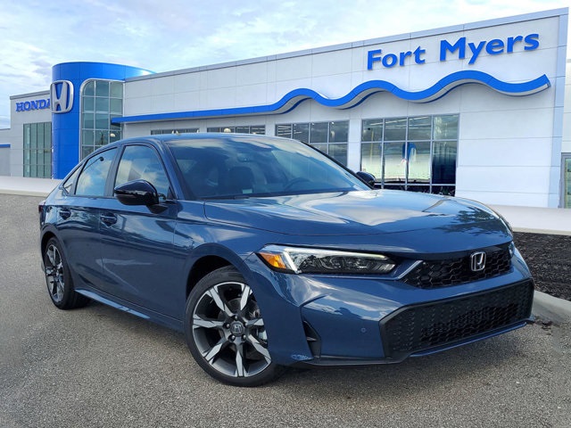 2025 Honda Civic Sport Touring's photo