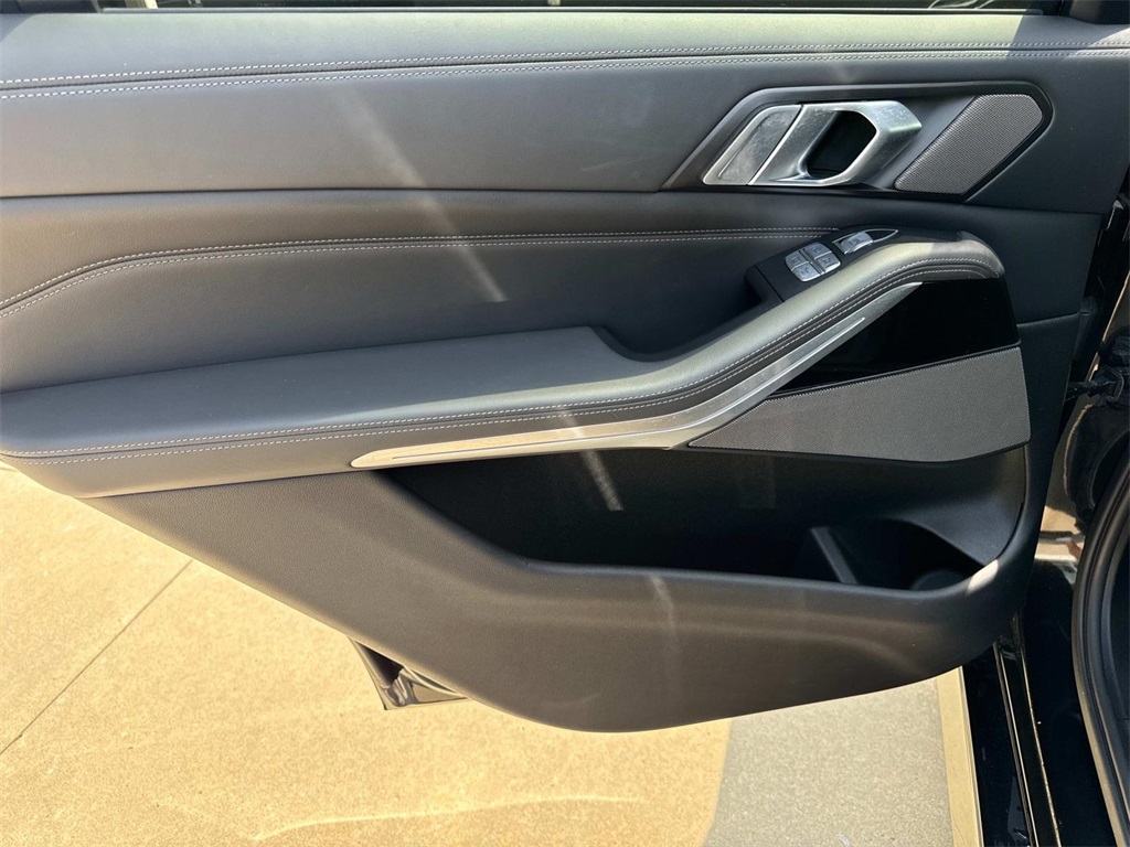 2022 Bmw X7 M50i photo 12