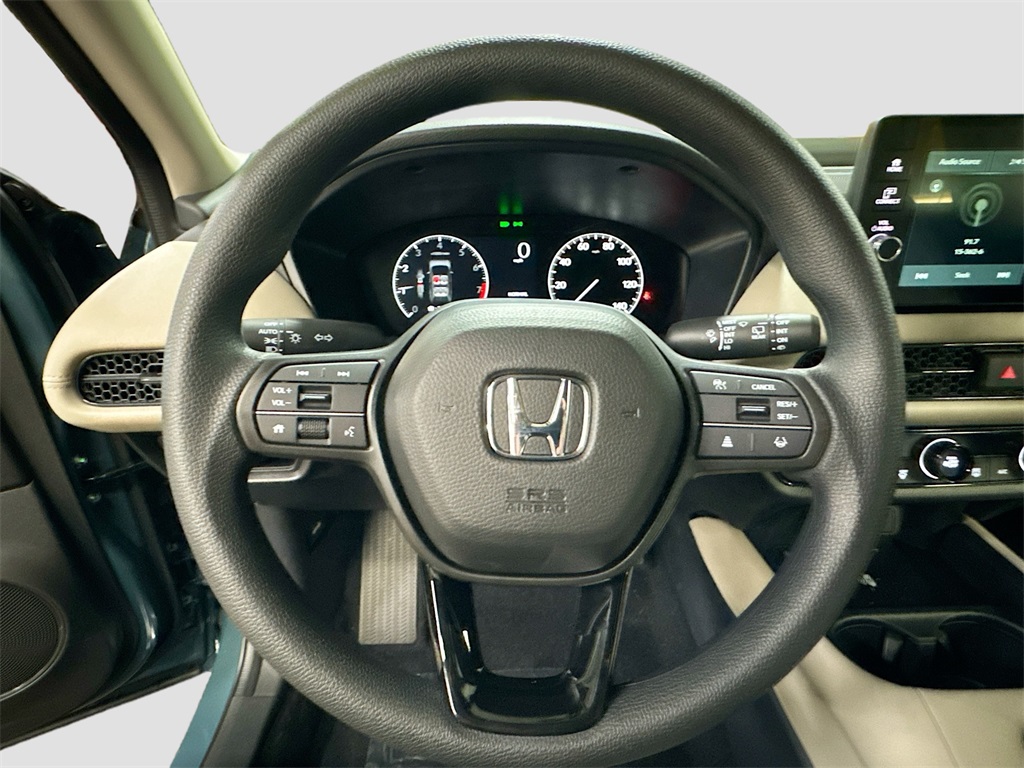 2026 Honda HR-V LX photo 9