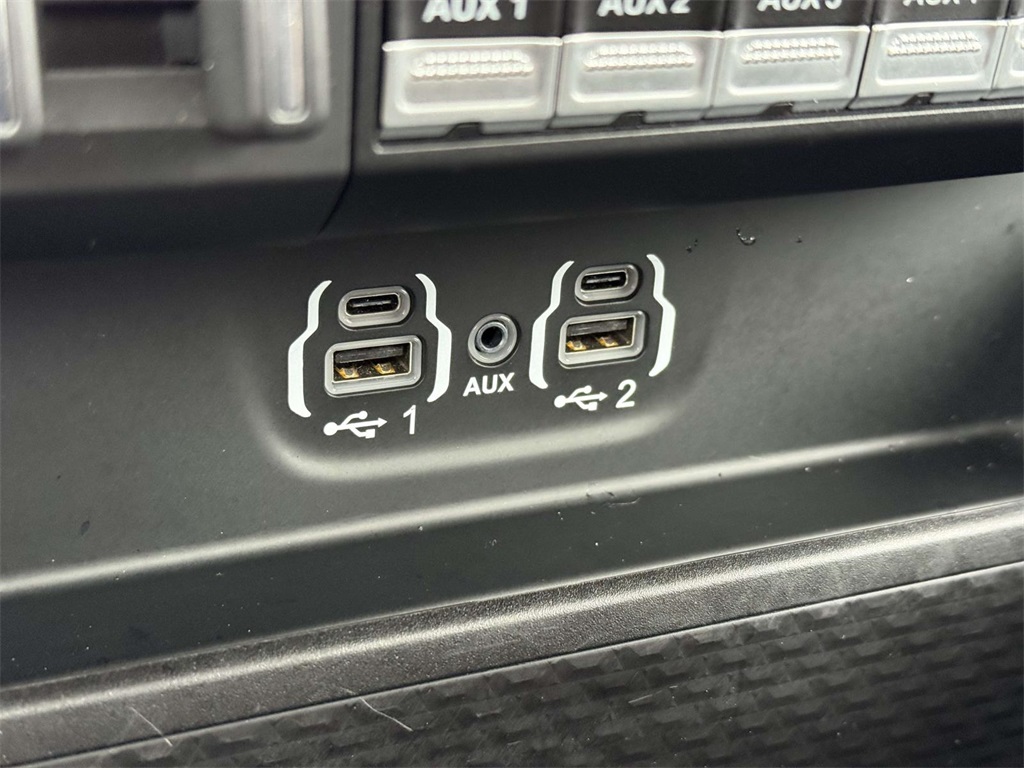 2024 Ram 2500 Laramie photo 29