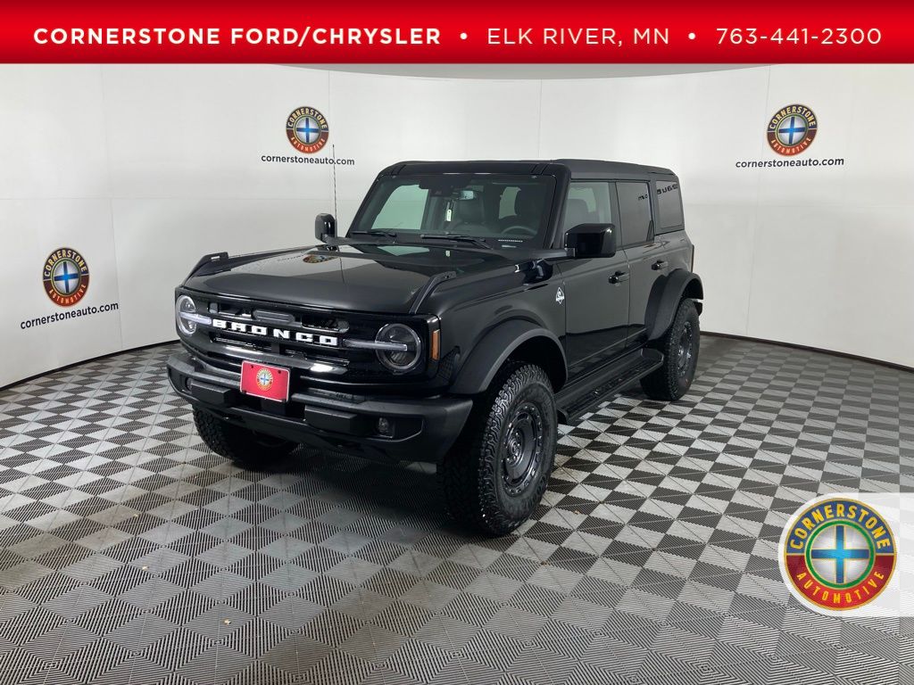 2025 Ford Bronco 4-Door Outer Banks's photo